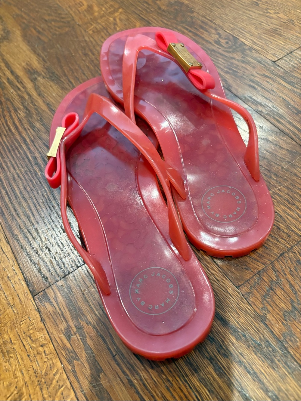 Marc Jacobs Red Jelly Bow Thong Sandals - Picture 7 of 7